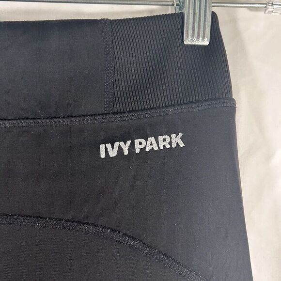 Ivy Park Leggings Women's Medium Black Pull on Stretchy Mid Rise Capri - Picture 8 of 8